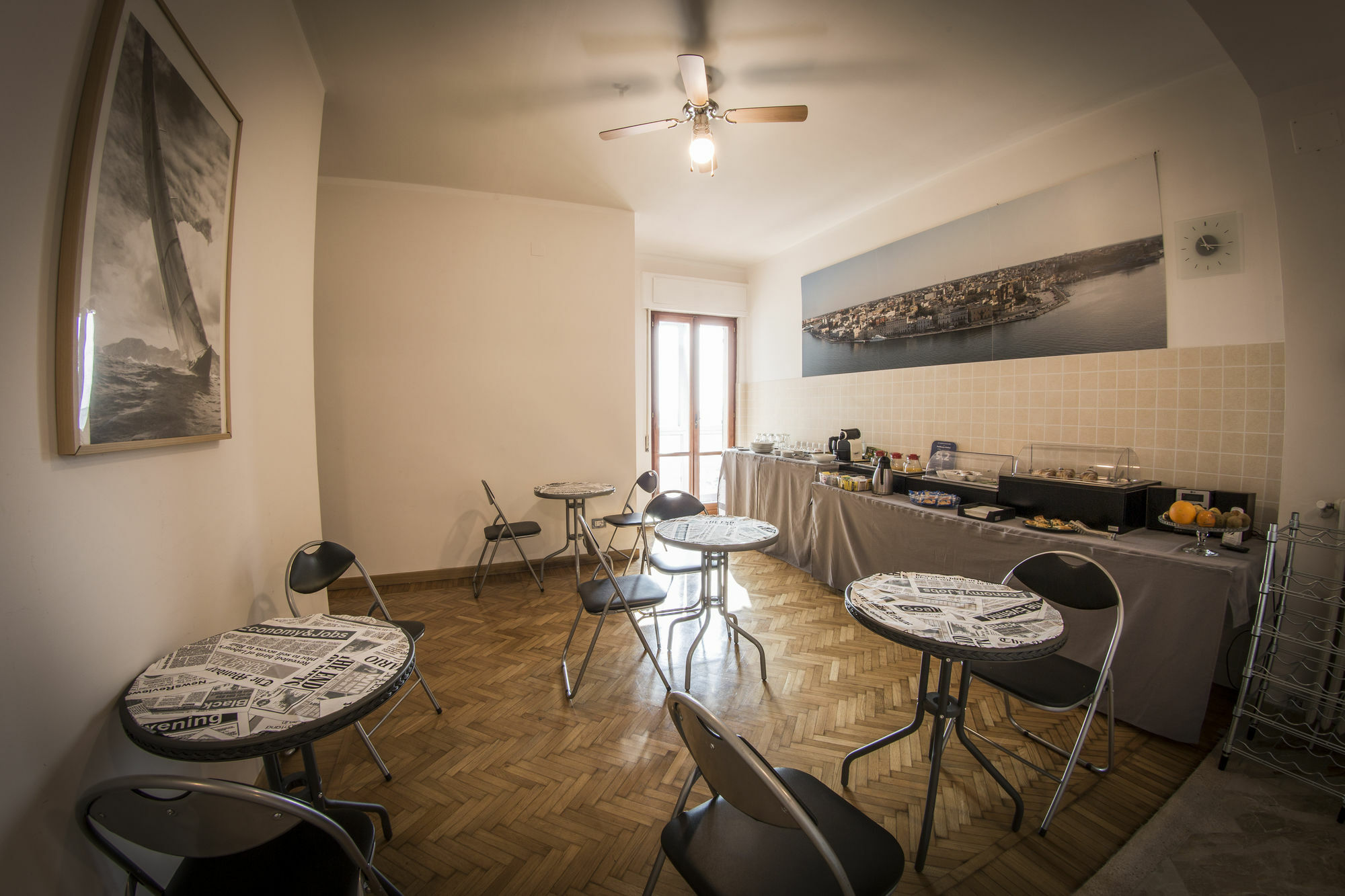 Penthouse Station Luxury Suites & Apartment Бриндизи Экстерьер фото